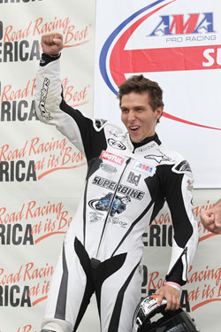 Huntley Nash takes 1st place at Road America.