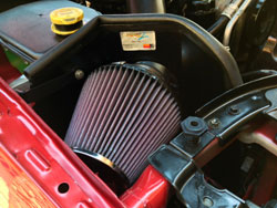 K&N's Jeep Cherokee air intake uses a K&N high flow conical air filter for excellent filtration and engine protection.