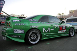 A creative touch found on this 1995 Skyline R33 is the inverted decals on the passanger side