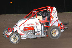 Kody notched his first USAC Dirt Midget victory with a dramatic photo-finish.